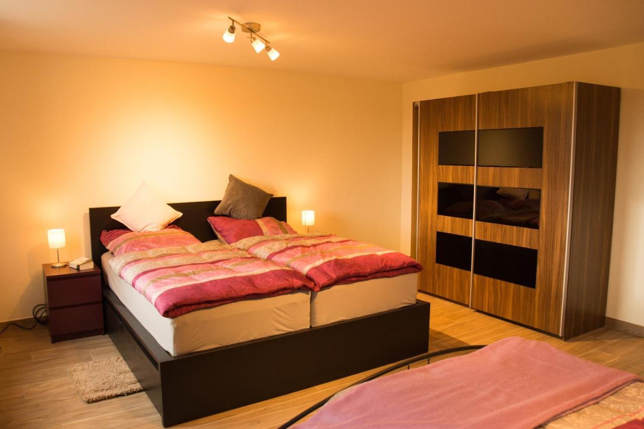 Hofheim in Unterfranken Ferienwohnung Frau Klara מראה חיצוני תמונה